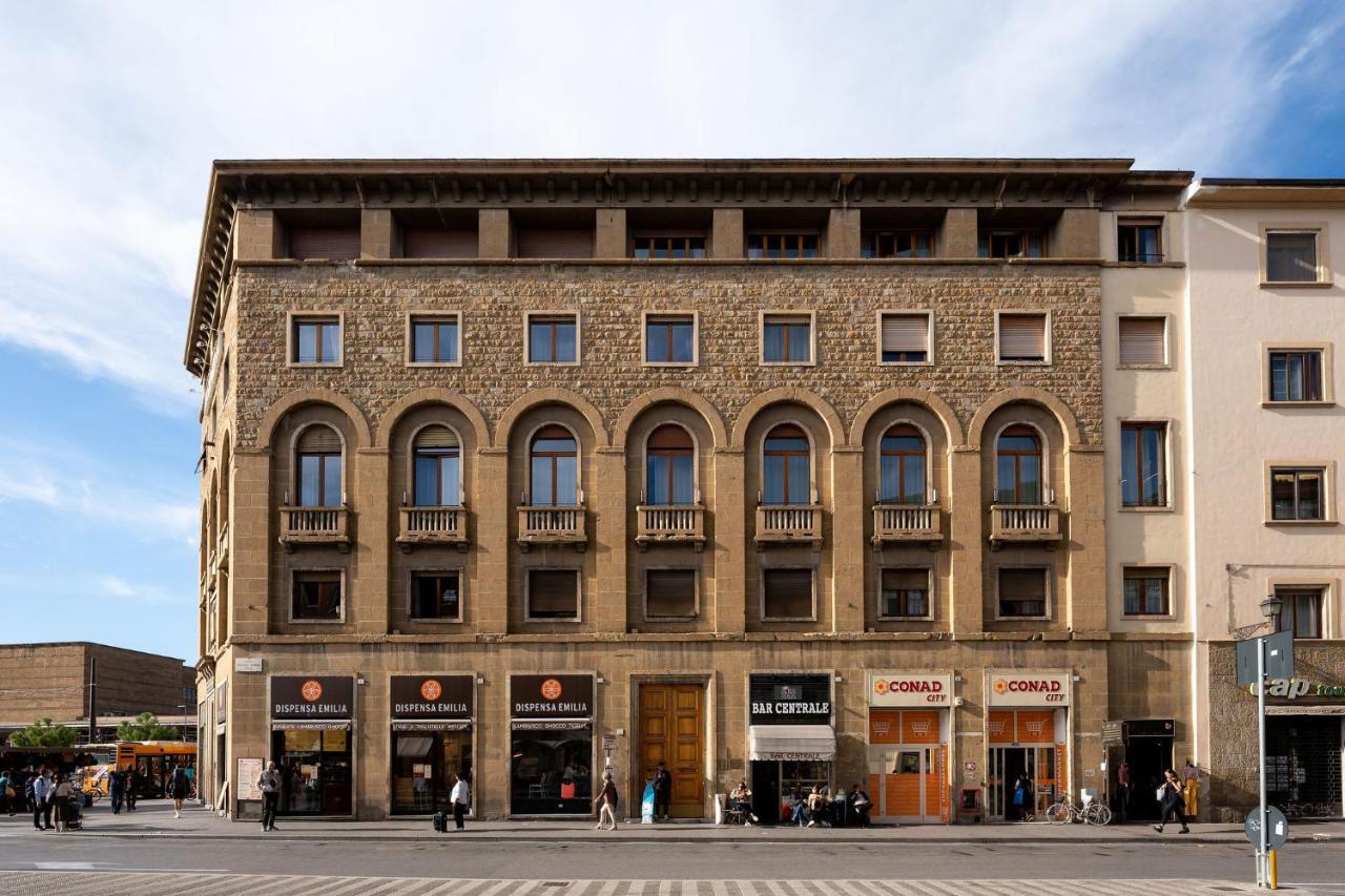 Santa Maria Novella - Flo Apartments ฟลอเรนซ์ ภายนอก รูปภาพ