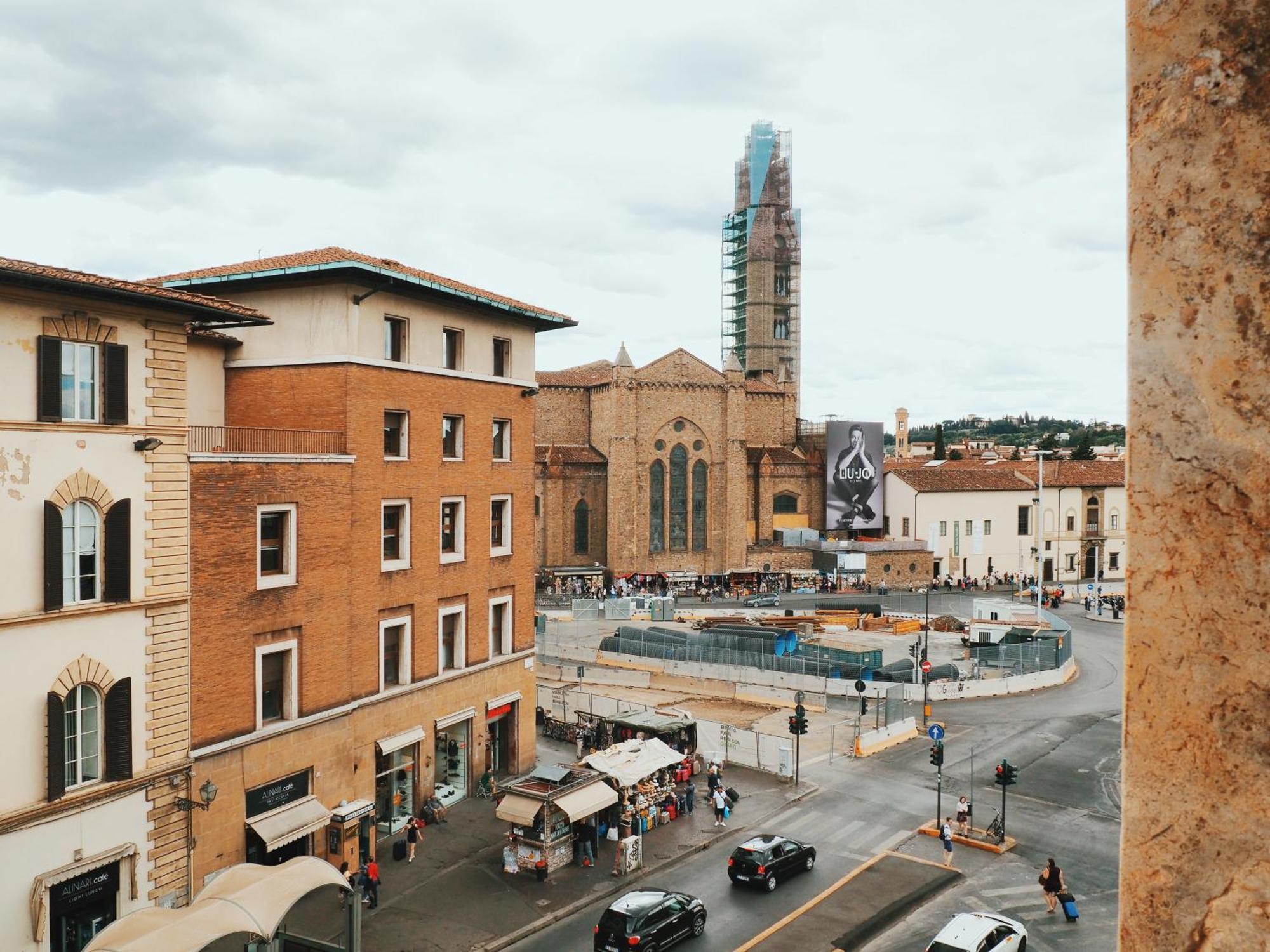 Santa Maria Novella - Flo Apartments ฟลอเรนซ์ ภายนอก รูปภาพ